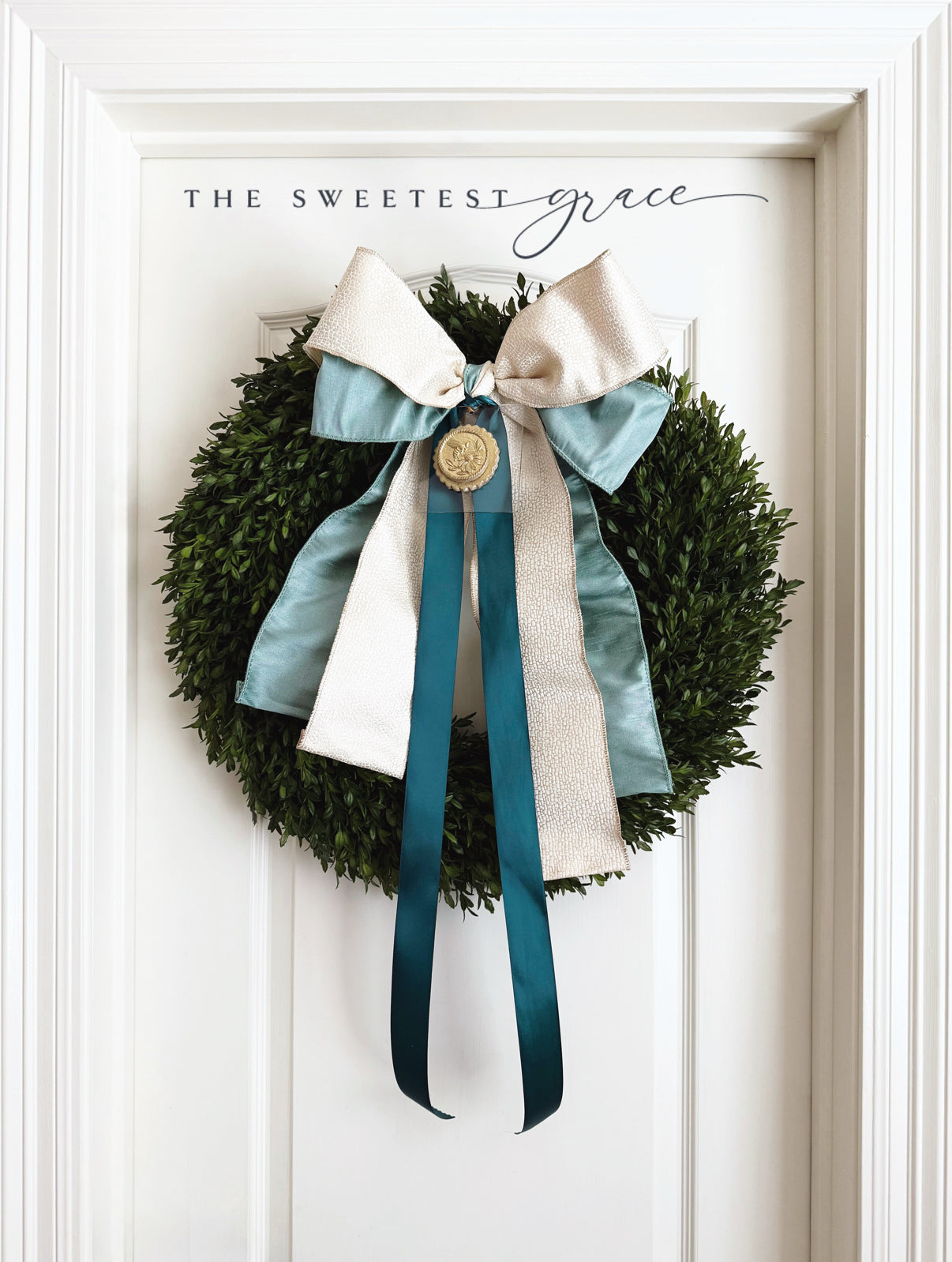 Bows & Blooms