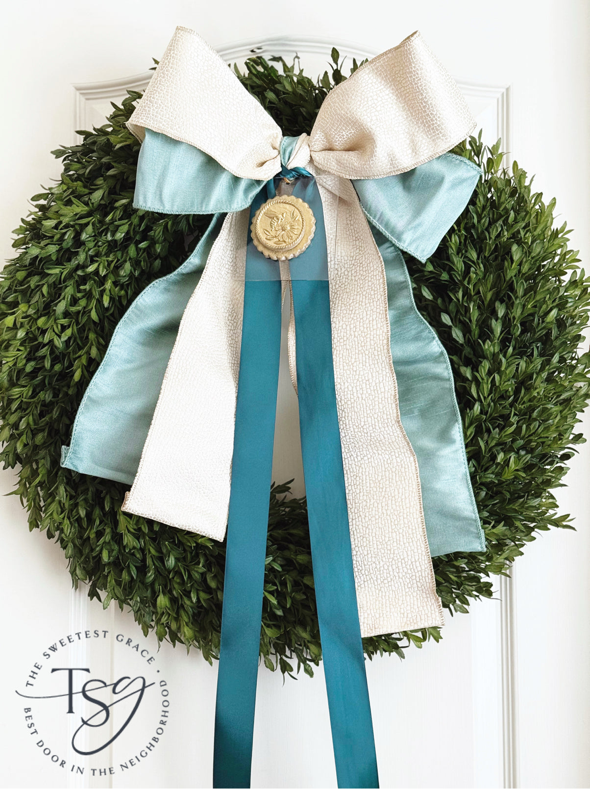 Bows & Blooms
